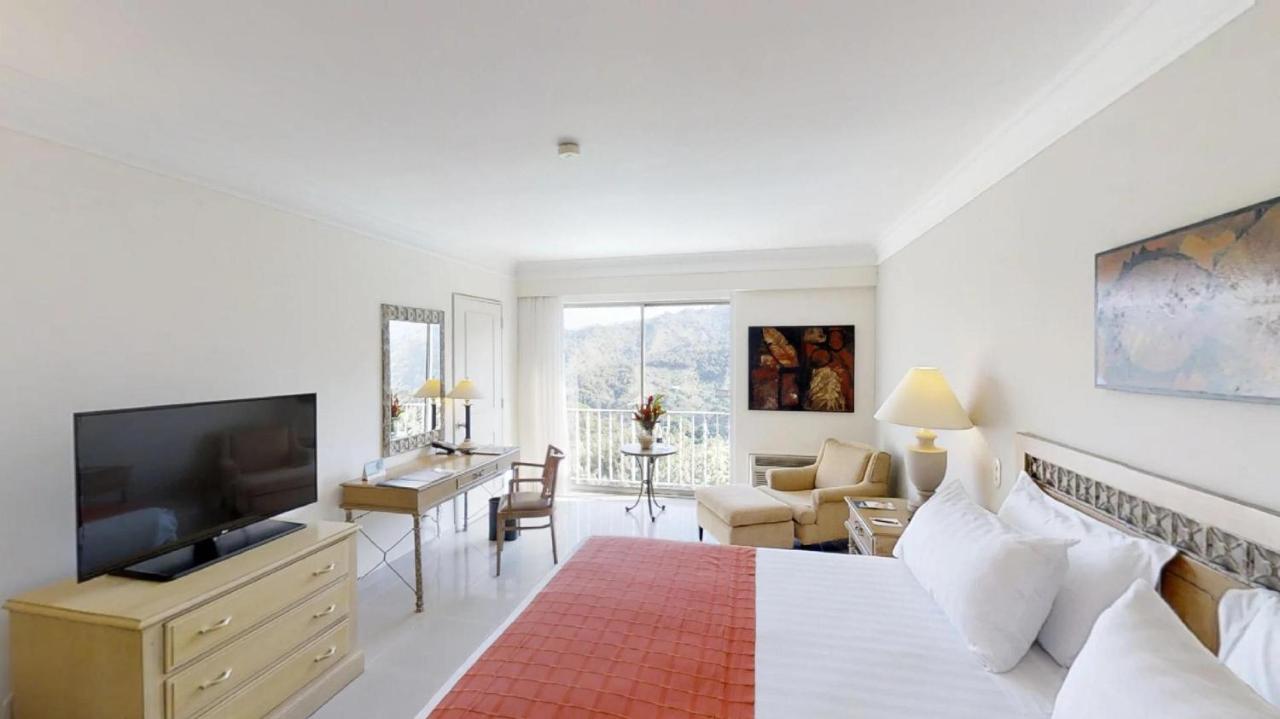 阿尔塔米拉星级酒店 Ibagué 外观 照片 A room at the hotel