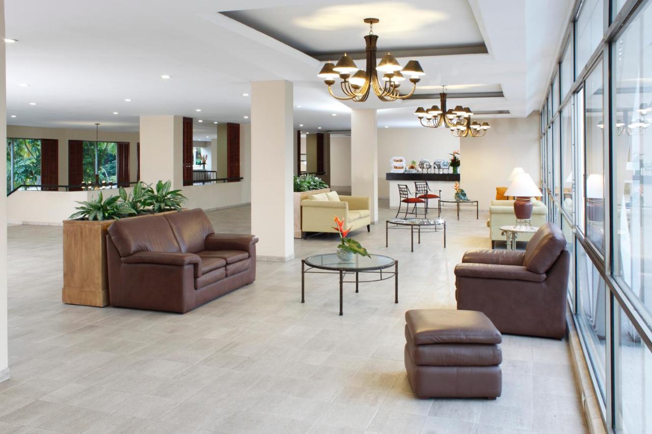 阿尔塔米拉星级酒店 Ibagué 外观 照片 Lobby
