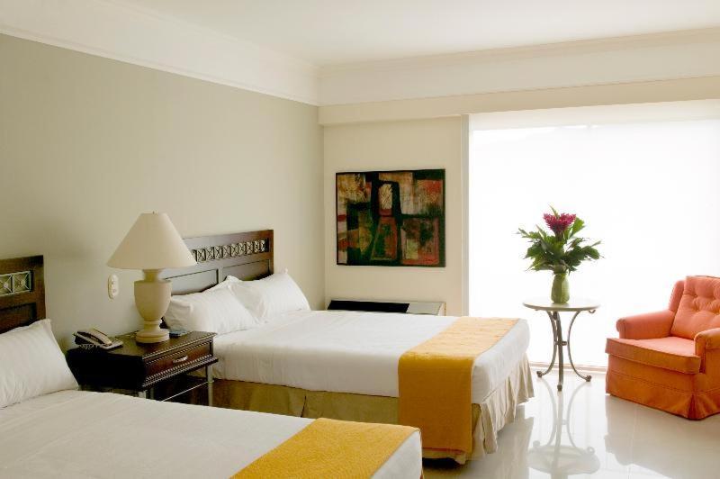 阿尔塔米拉星级酒店 Ibagué 客房 照片 A room at the hotel